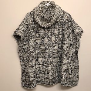 Heavy Knitted Poncho Black and White Marled